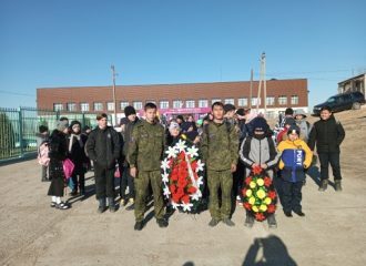 В Цветновской средней школе прошло мероприятие, посвящённое Деню неизвестного солдата